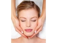 Точечный массаж шиацу для лица и шеи